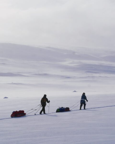 Was ist Skilanglauf mit Pulka, cross-country skiing adventure with pulka, pihka outdoors